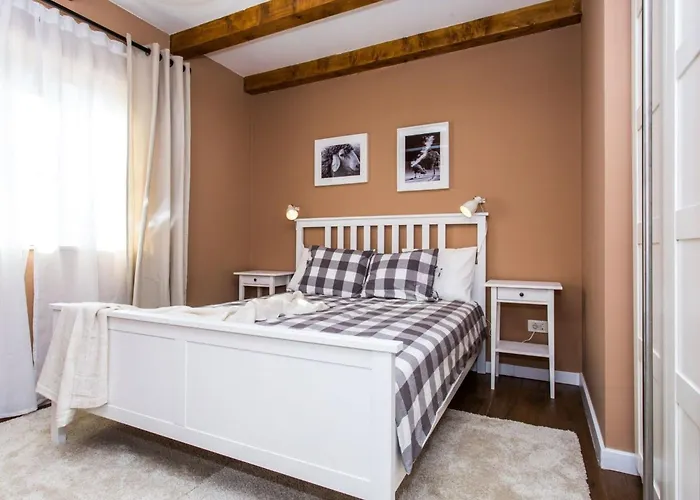Lucia Krk By Interhome دونجا كلادا